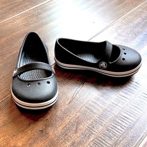 Baby Girl Black & White Slip On Mary Jane Crocs Size 6